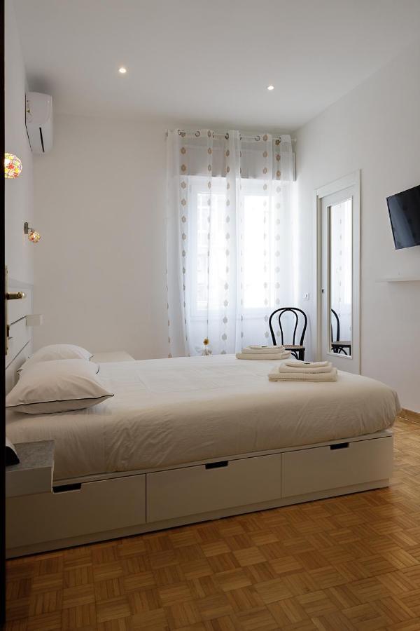 Bed and Breakfast G&G Napoli Экстерьер фото